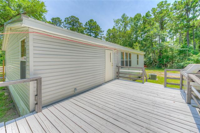 194 Mule Deer Trail, Onalaska, TX 77360