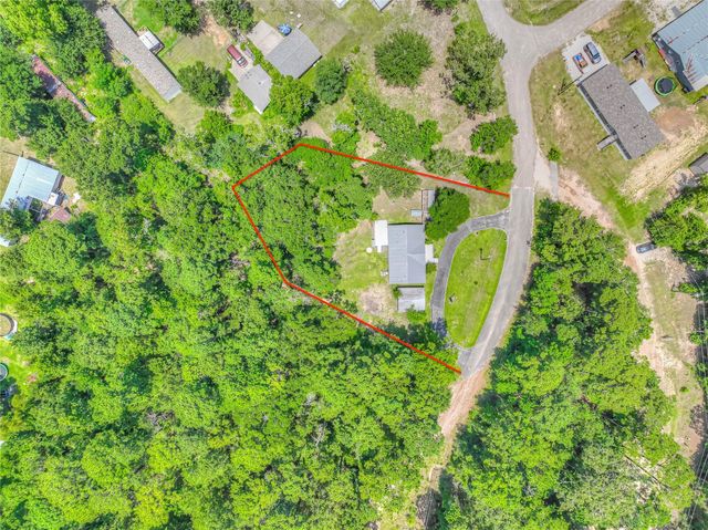 194 Mule Deer Trail, Onalaska, TX 77360