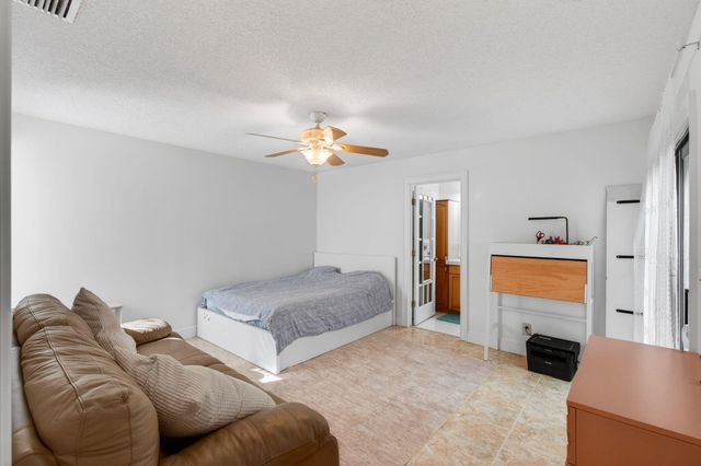 22380 Pineapple Walk Drive, Boca Raton, FL 33433