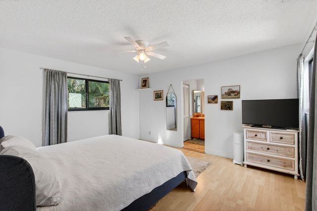 22380 Pineapple Walk Drive, Boca Raton, FL 33433