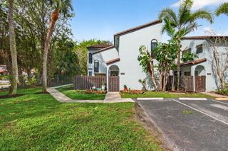 22380 Pineapple Walk Drive, Boca Raton, FL 33433