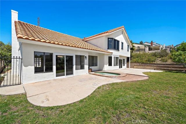 3438 E Meadowridge, Orange, CA 92867