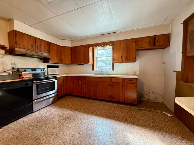 606 Lincoln Street, Rockport, IN 47635