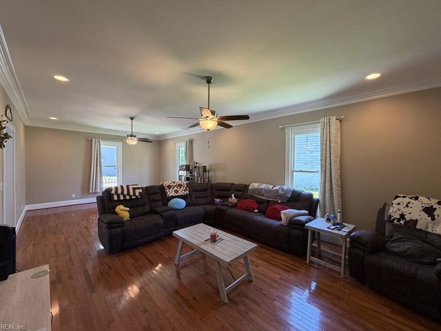 404 Clay ST, Franklin, VA 23851