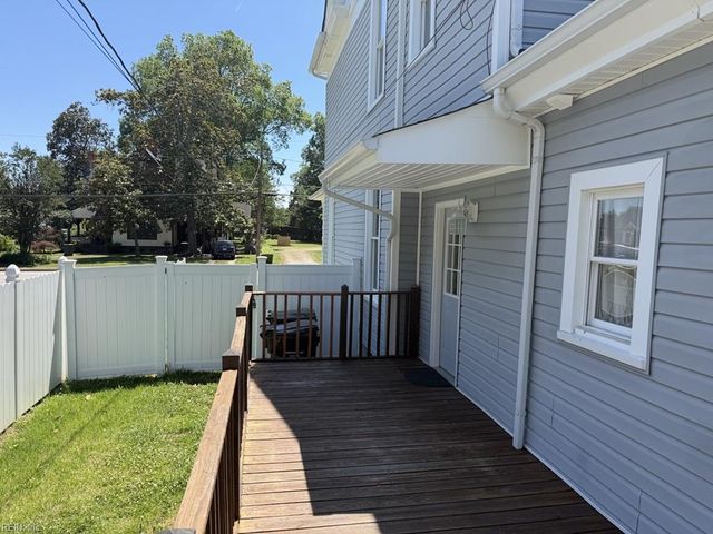 404 Clay ST, Franklin, VA 23851