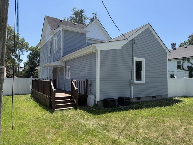 404 Clay ST, Franklin, VA 23851