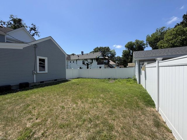 404 Clay ST, Franklin, VA 23851