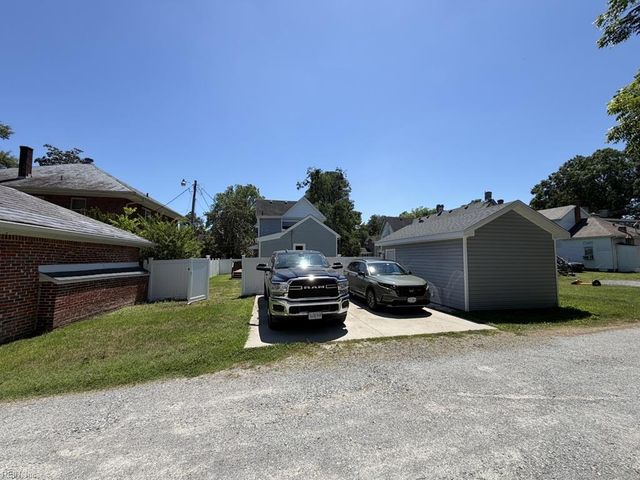 404 Clay ST, Franklin, VA 23851