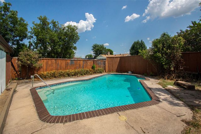 1808 Rainbow Drive, Richardson, TX 75081