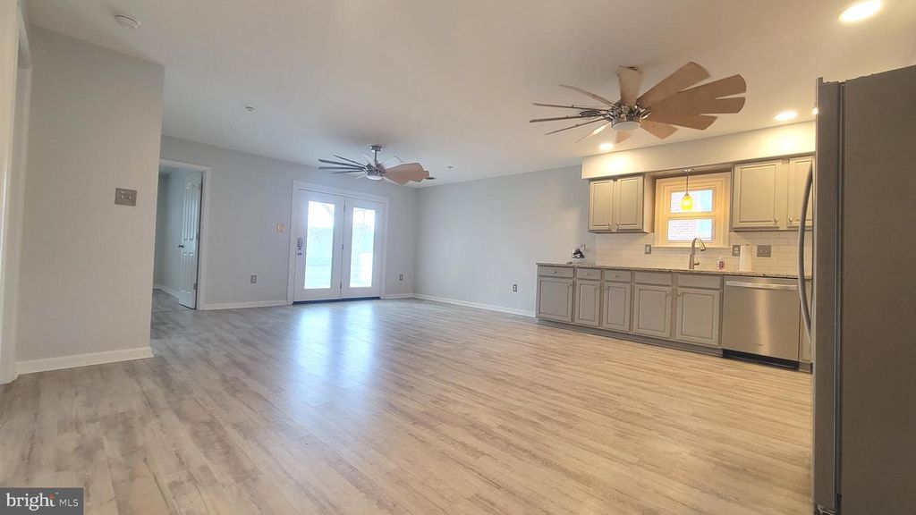 Image 6 of property listing at 1227 GRAND LEGACY DR, Hagerstown, MD 21740