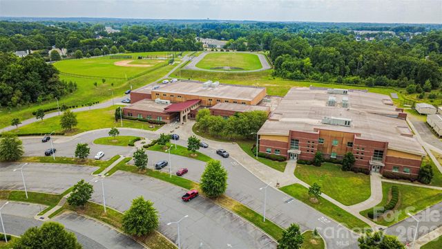 7533 Lady Bank Drive, Charlotte, NC 28269