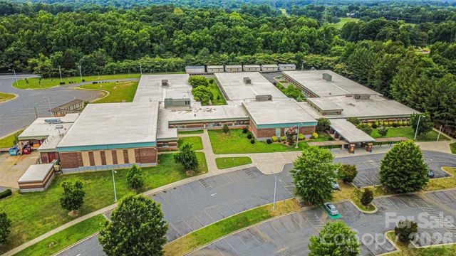 7533 Lady Bank Drive, Charlotte, NC 28269
