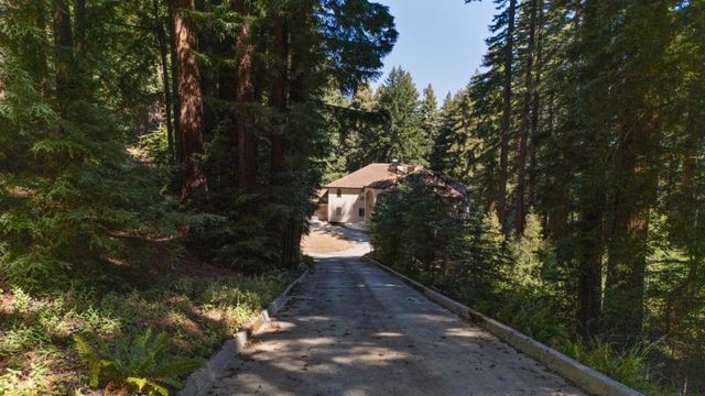 1 Reids Roost Road, Woodside, CA 94062