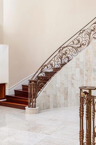 1 Reids Roost Road, Woodside, CA 94062