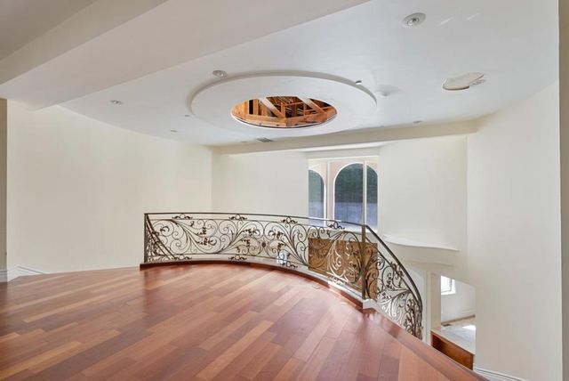 1 Reids Roost Road, Woodside, CA 94062