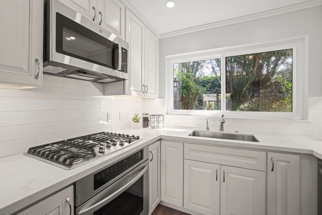 1444 Ashwood Drive, Martinez, CA 94553