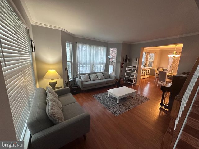 6949 HERITAGE XING, Glen Burnie, MD 21060