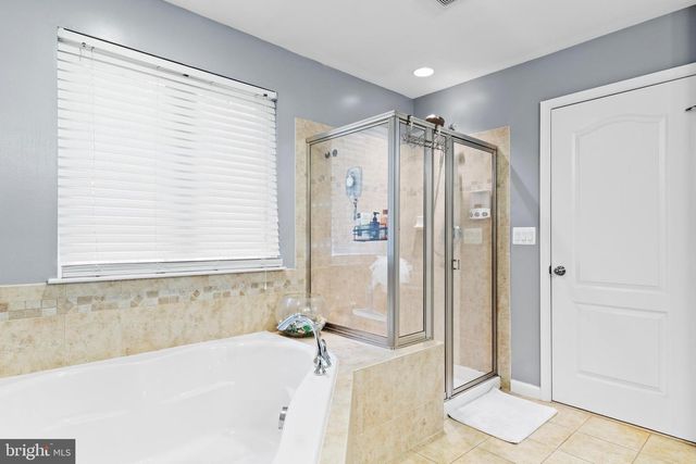 6949 HERITAGE XING, Glen Burnie, MD 21060