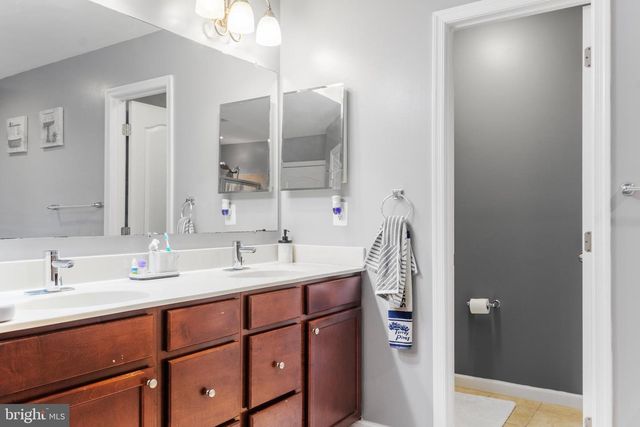 6949 HERITAGE XING, Glen Burnie, MD 21060