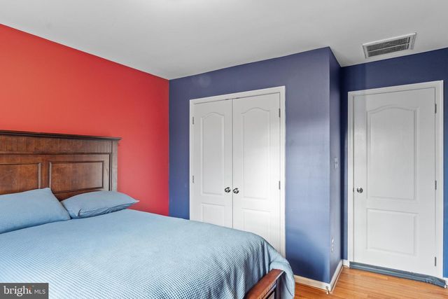 6949 HERITAGE XING, Glen Burnie, MD 21060