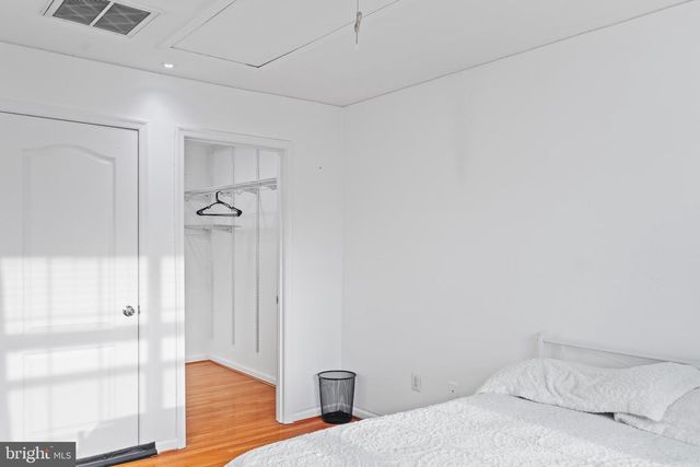 6949 HERITAGE XING, Glen Burnie, MD 21060