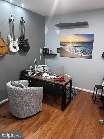 6949 HERITAGE XING, Glen Burnie, MD 21060