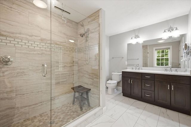 2A Thayer Farm Rd, Attleboro, MA 02703