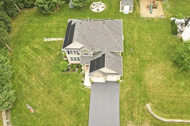 2A Thayer Farm Rd, Attleboro, MA 02703