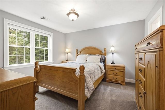 2A Thayer Farm Rd, Attleboro, MA 02703