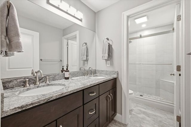 2A Thayer Farm Rd, Attleboro, MA 02703