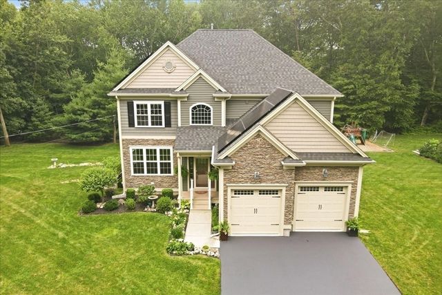 2A Thayer Farm Rd, Attleboro, MA 02703