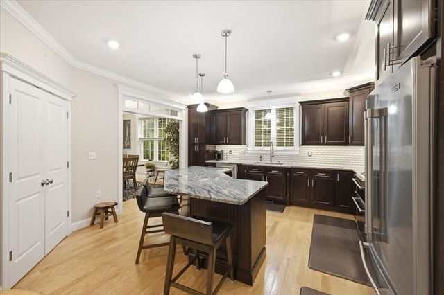 2A Thayer Farm Rd, Attleboro, MA 02703
