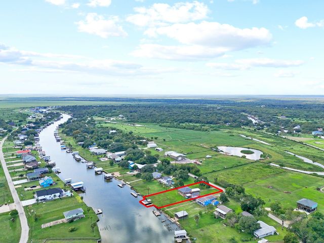 2342 County Road 297, Sargent, TX 77414