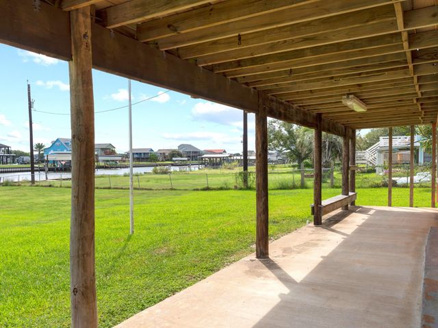 2342 County Road 297, Sargent, TX 77414