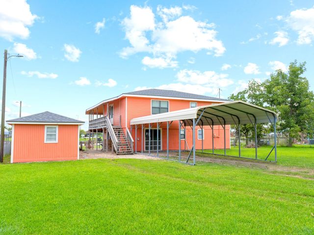 2342 County Road 297, Sargent, TX 77414