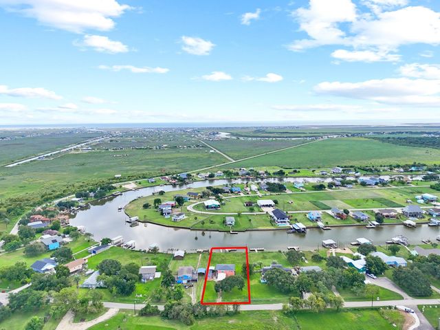 2342 County Road 297, Sargent, TX 77414