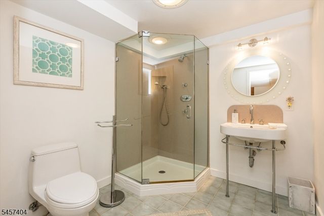174 Highland Ave, Montclair Twp., NJ 07042
