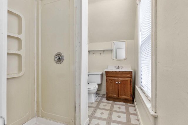 94 E 12TH STREET, Fond Du Lac, WI 54935