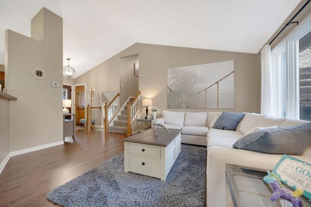 745 Mill Run Circle, Eagan, MN 55123