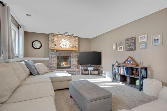 745 Mill Run Circle, Eagan, MN 55123