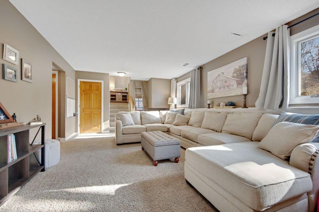 745 Mill Run Circle, Eagan, MN 55123