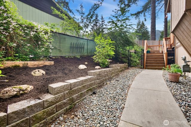 17025 431St Avenue SE, North Bend, WA 98045