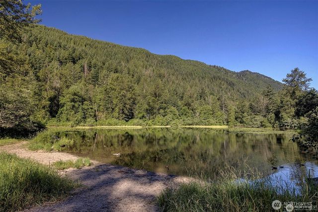 17025 431St Avenue SE, North Bend, WA 98045