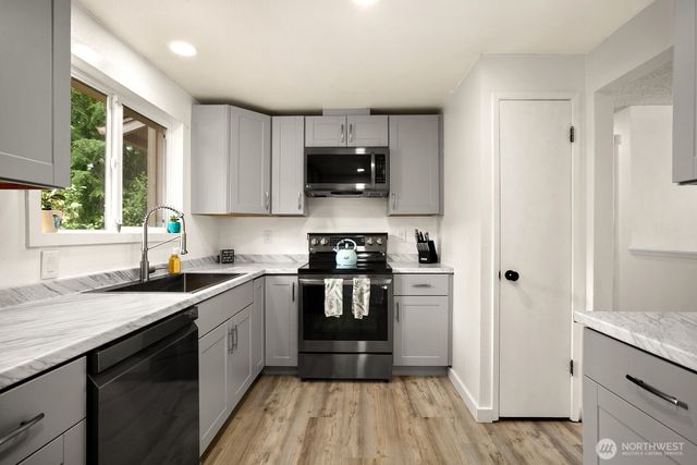 17025 431St Avenue SE, North Bend, WA 98045