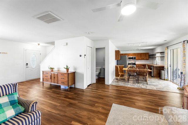9610 Duxford Lane, Charlotte, NC 28269