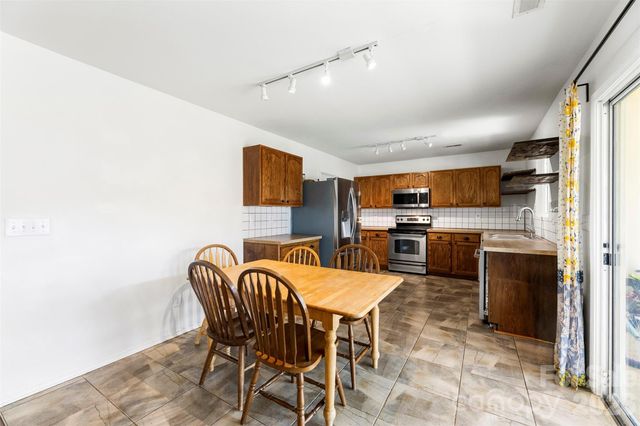 9610 Duxford Lane, Charlotte, NC 28269