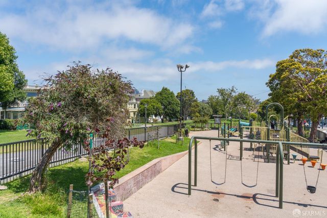 4090 17th Street, San Francisco, CA 94114