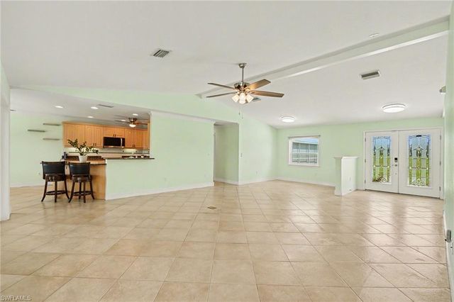 12001 SW Kingsway CIR, Lake Suzy, FL 34269