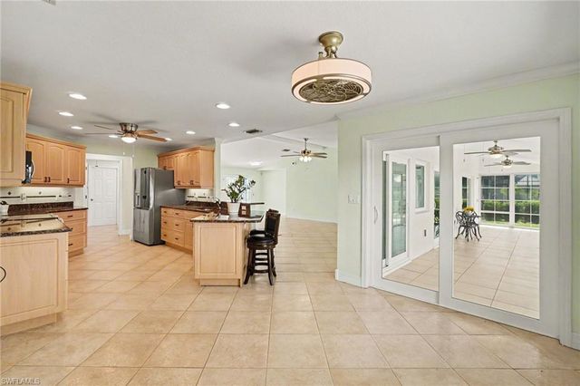 12001 SW Kingsway CIR, Lake Suzy, FL 34269