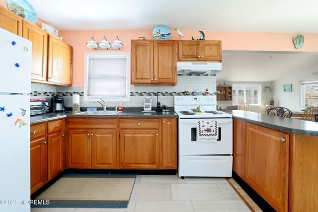 14 S Los Angeles Drive, Little Egg Harbor, NJ 08087